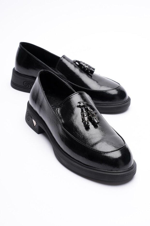 Women's Patent Leather Loafer with Tassels Black Riva
