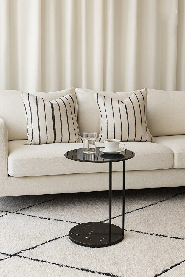 Glass service table with distinctive design - 1