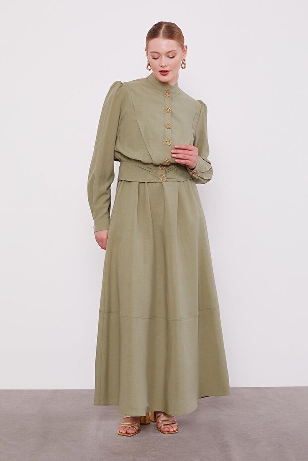 طقم سترة كوبرا مبطنة باللون الأخضر - 2