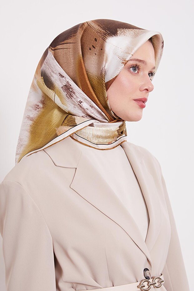 Oil Green Reflection Leaf Pattern Twill Silk Scarf