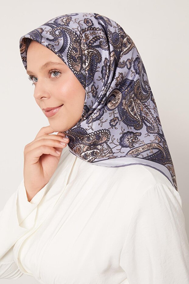 وشاح حريري أزرق مختلط بنمط ريترو تويل