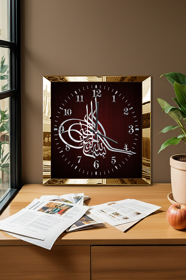 ساعة حائط ديكورية من MDF بإطار ذهبي وتصميم توجا وثيم الزمن