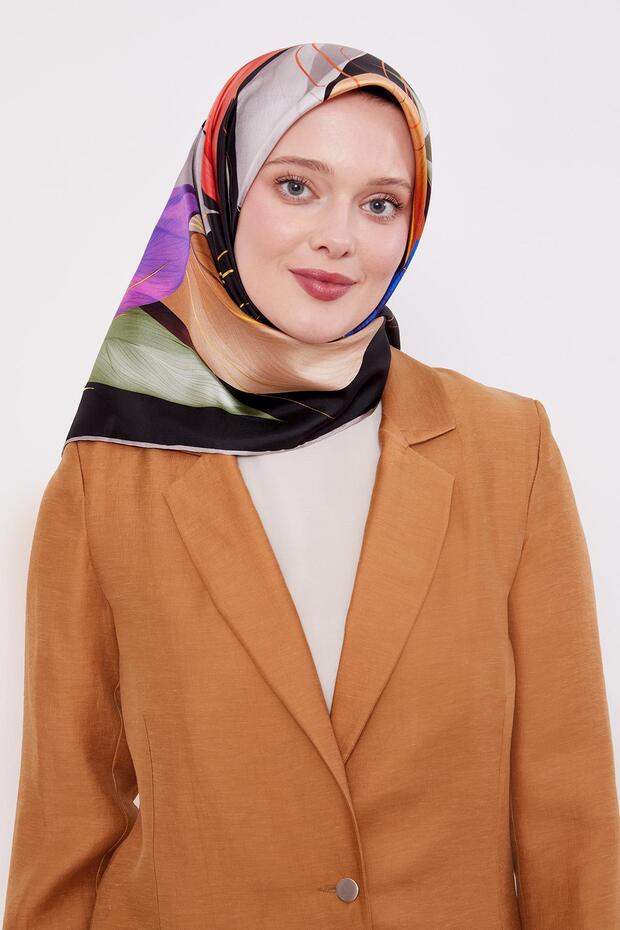 وشاح حريري من K.Vizon بنمط أوراق الشجر الرقيقة - 3