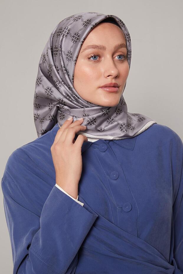 Gray Mini Clover Pattern Twill Silk Scarf - 1