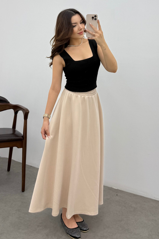 Women's Cream Elastic Waist Scuba Flared Skirt