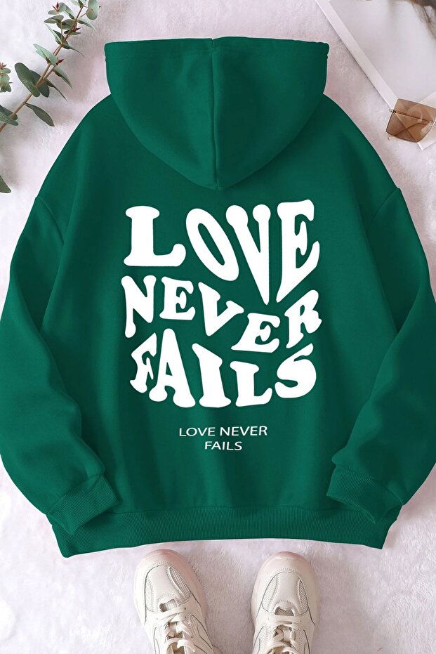 سويت شيرت مطبوع عليه Love Never Fails Back للجنسين
