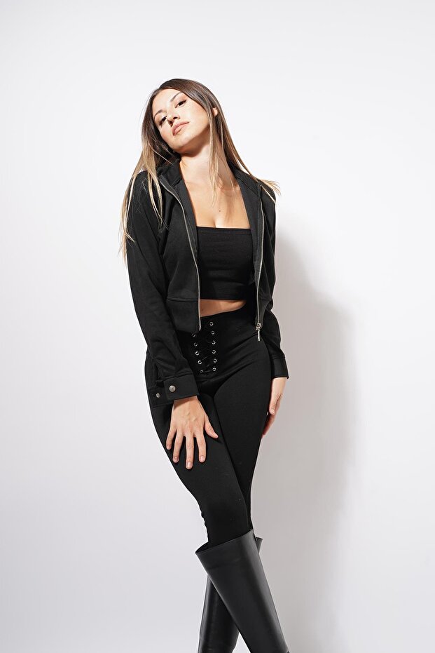 سترة باتي من جلد الغزال باللون الأسود - 3