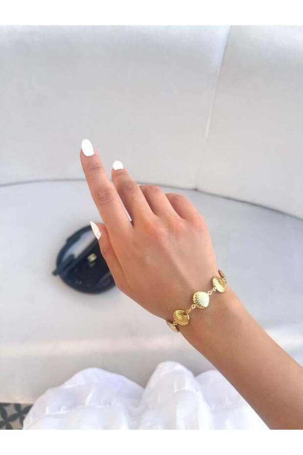 Seashell Gold Bracelet - 1