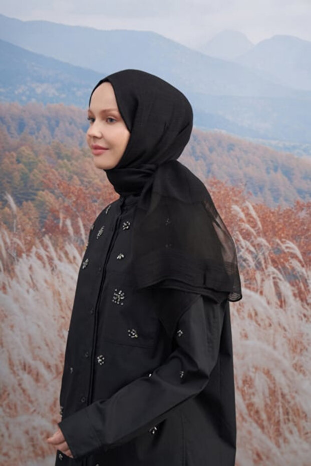 Silk Vintage Model Shawl - Black