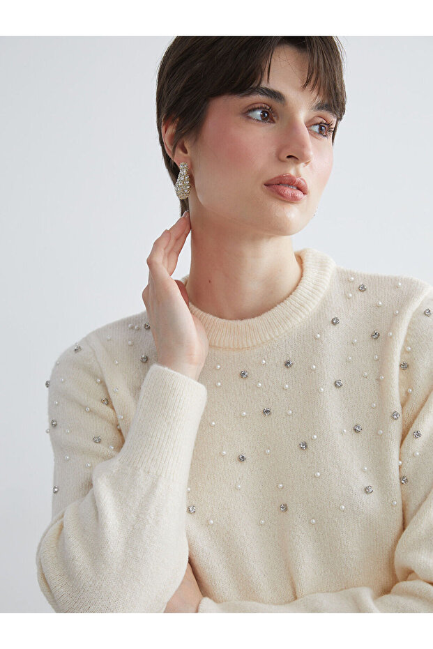 Ecru Crew Neck Stoned Women's Knitwear Sweater
