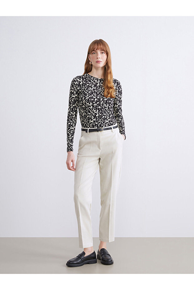 Crew Neck Patterned Blouse - 2