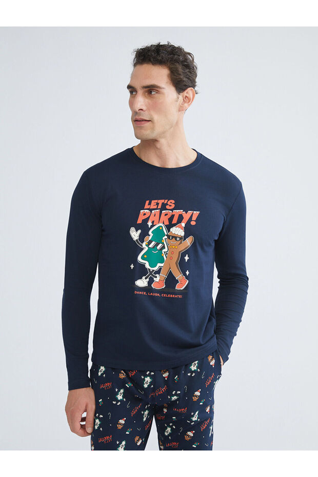 Navy Blue Standard Fit Christmas Themed Men's Pajamas Set