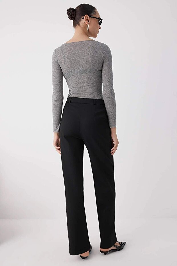 Wardrobe Essentials Siyah Bağcıklı Kışlık Tuşeli Rahat Kumaş Geniş Paça Pantolon | TWOAW26PL00012 - 12