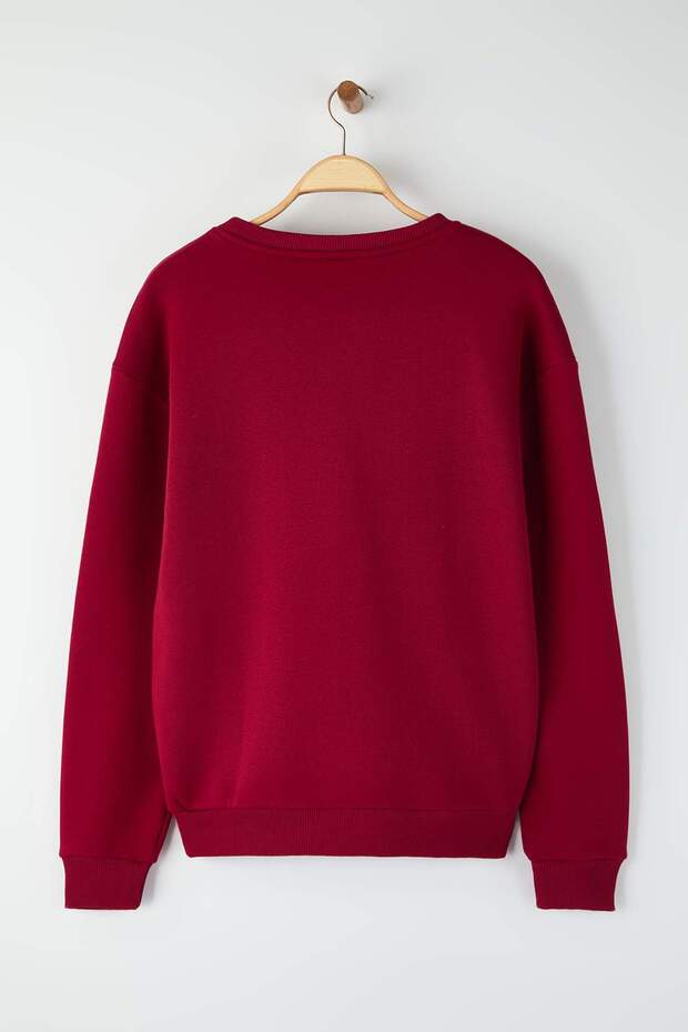 Kırmızı Yeni Oversize/Geniş Kesim Yonca Baskı Detaylı Kalın/İçi Polar Sweatshirt TMNAW26SW00024 - 6