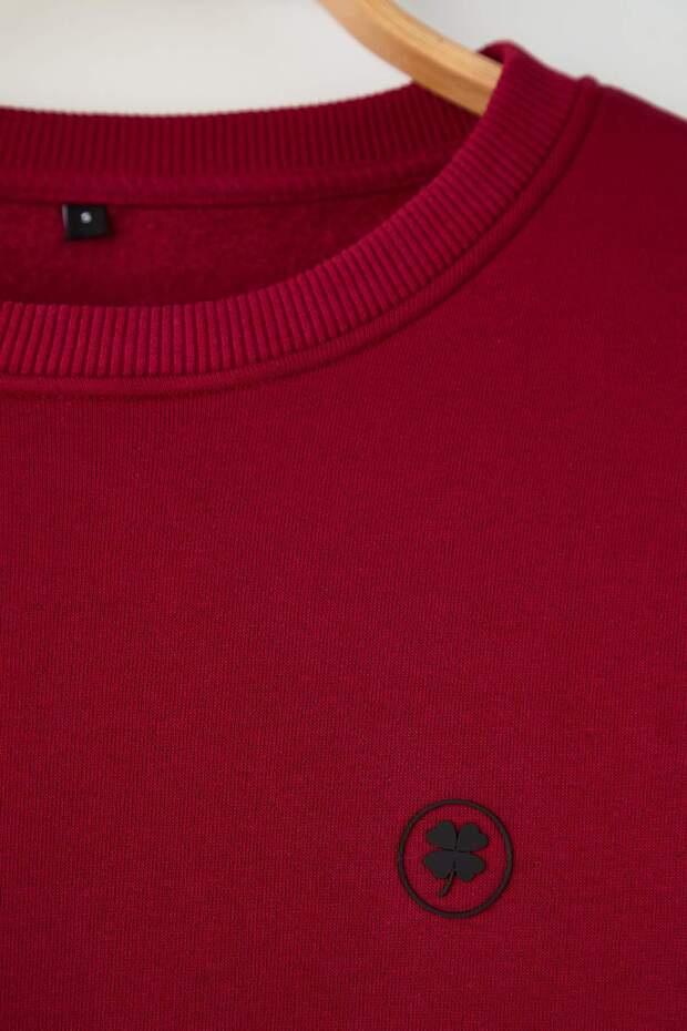Kırmızı Yeni Oversize/Geniş Kesim Yonca Baskı Detaylı Kalın/İçi Polar Sweatshirt TMNAW26SW00024 - 7