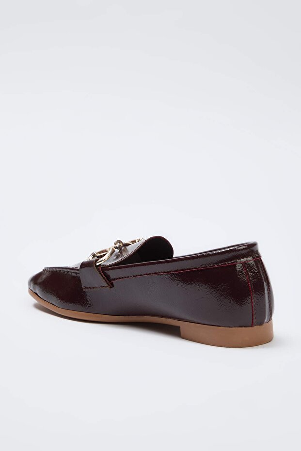 Mürdüm Aksesuar Detaylı Kadın Loafer Ayakkabı TAKSS25LA00000 - 4