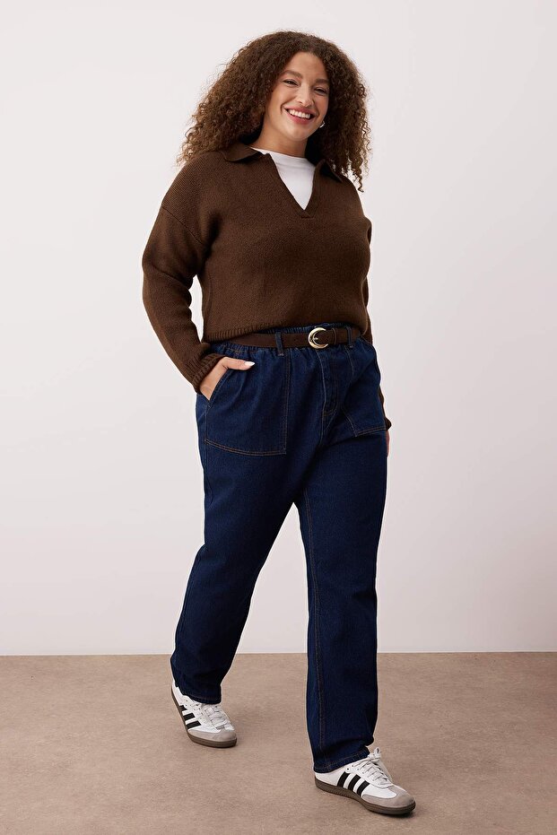 Koyu Mavi Yüksel Bel Beli Lastikli Büyük Beden Mom Fit Jeans TBBAW26CJ00020 - 3