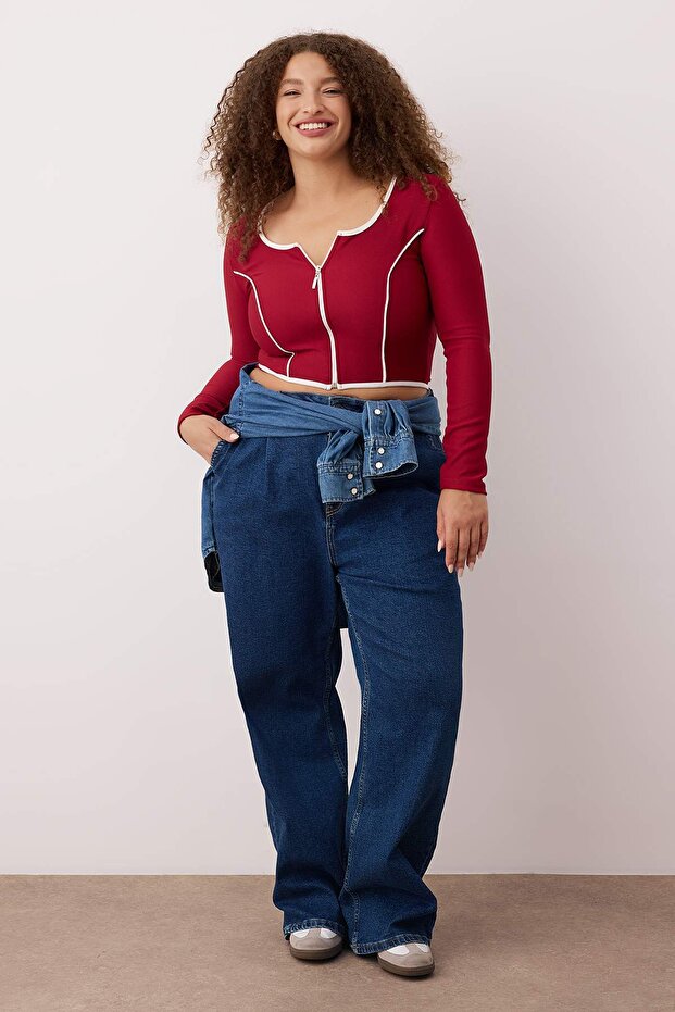 Bordo Teen Kontrast Biye Detaylı Fitted/Vücuda Oturan Fermuarlı Yaka Esnek Örme Bluz TBBAW26AF00041 - 1