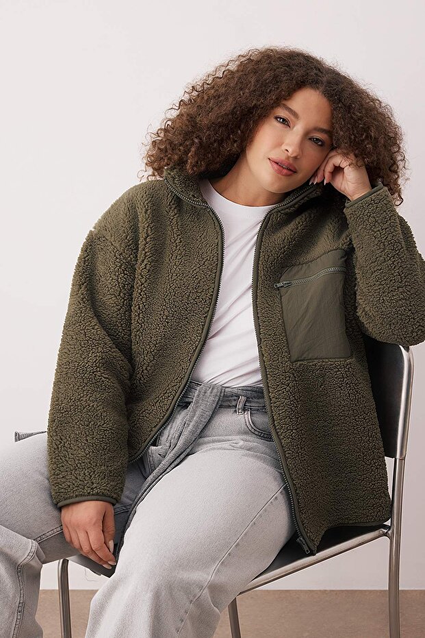 Winter Essentials Haki Kalın Polar Fermuarlı Dik Yaka Cepli Örme Sweatshirt TBBAW26AO00022 - 3