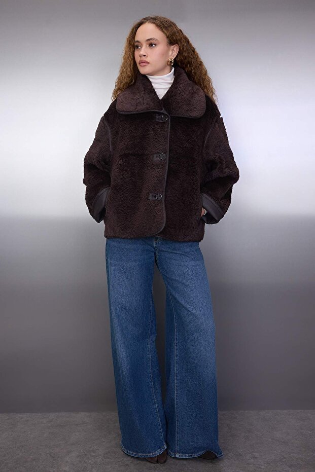 Kahverengi Oversize Kalıp Peluş Mont TWOAW26MO00062 - 2
