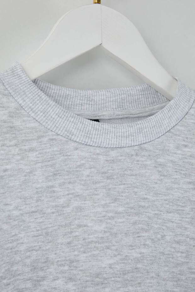 Kar Melanj Kurdele Detaylı Bisiklet Yaka Kalın İçi Polarlı Crop Örme Sweatshirt TWOAW26SW00075 - 7