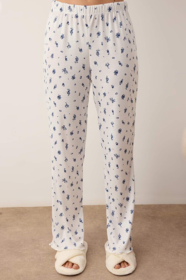 Beyaz Çok Renkli 3'lü Hırkalı Çiçekli Fitilli Örme Pijama Takımı THMAW26PT00179 - 4