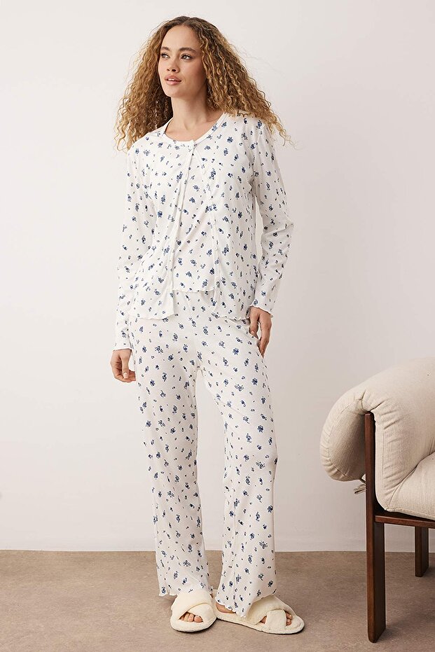 Beyaz Çok Renkli 3'lü Hırkalı Çiçekli Fitilli Örme Pijama Takımı THMAW26PT00179 - 3