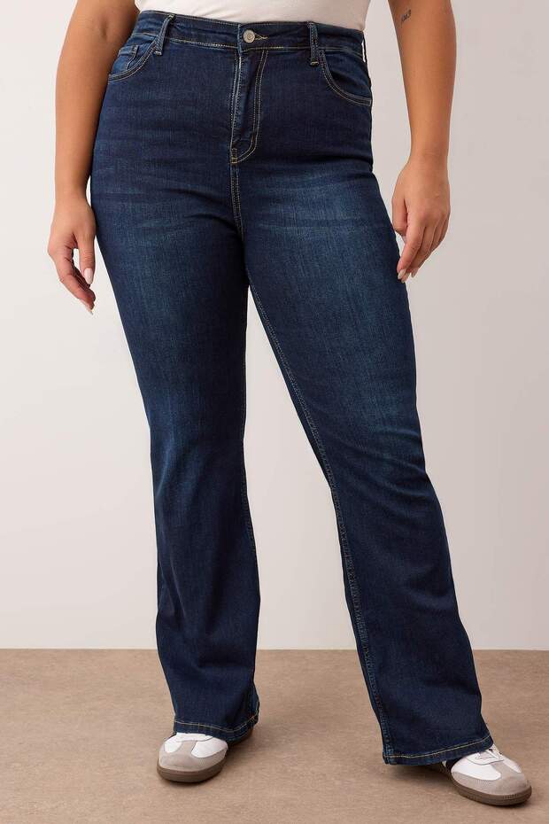 Koyu Mavi Yüksek Bel İspanyol Paça Flare Fit Denim Büyük Beden Jeans TBBAW26CJ00034 - 3