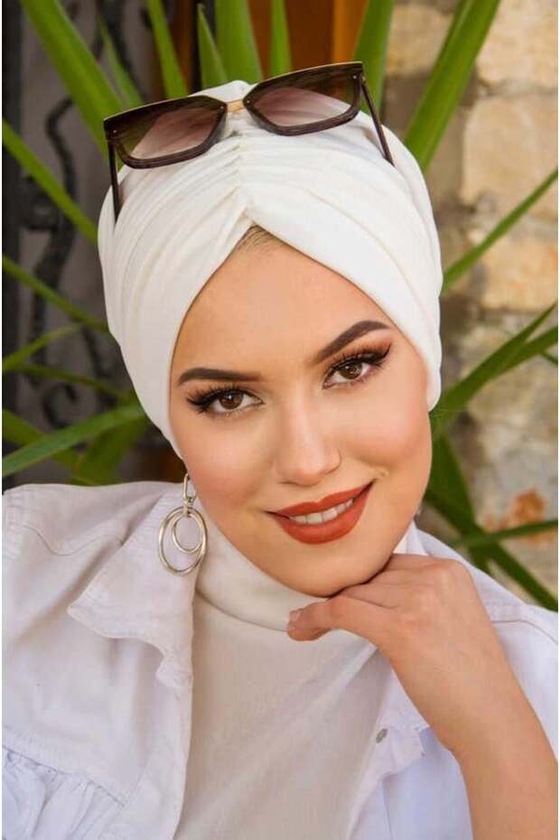 غطاء رأس أبيض جاهز برباط - 2