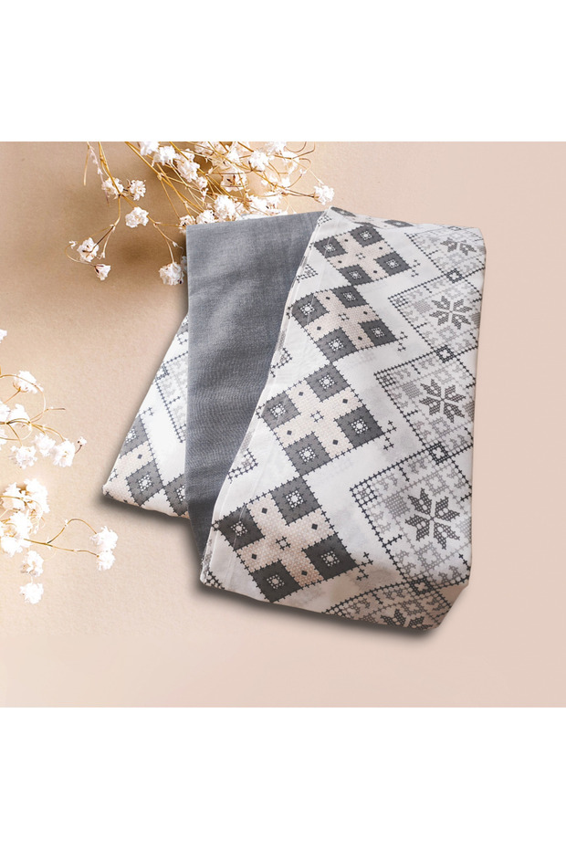 طقم أغطية سرير مزدوج بتصميم ملون وحيوي - 3