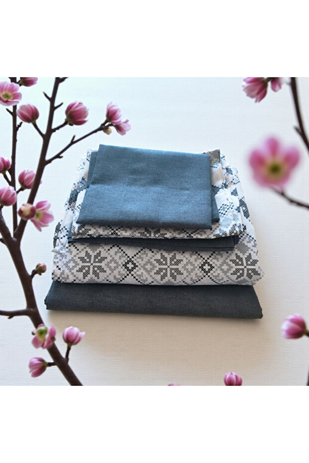 طقم أغطية سرير مزدوج بتصميم ملون وحيوي - 5