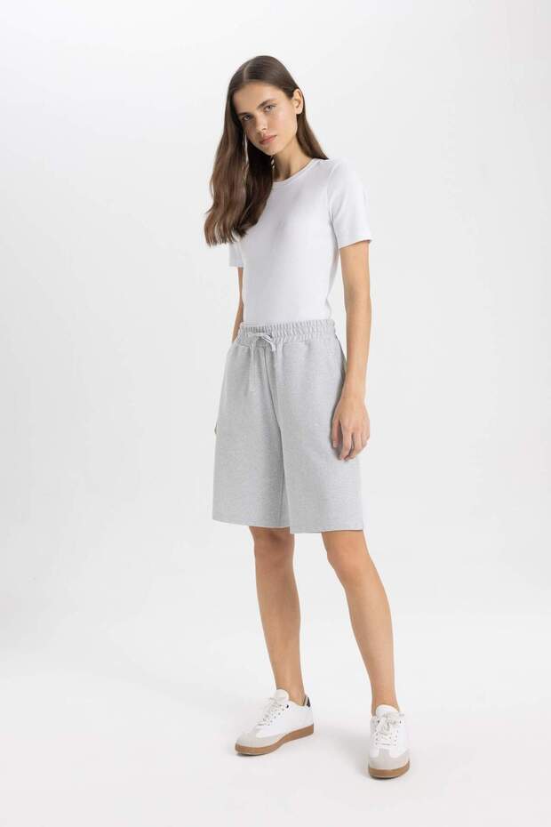 Regular Fit Normal Bel Düz Paça Bermuda Şort W9369AZ24SM - 2