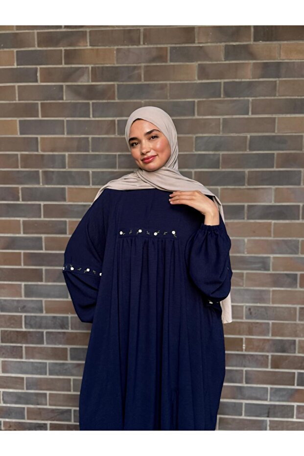 Daisy Embroidered Oversize Dream Suit - Navy Blue