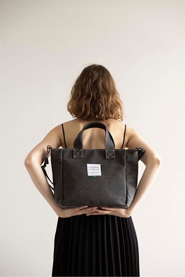 Huge Medium Bag Black - 7