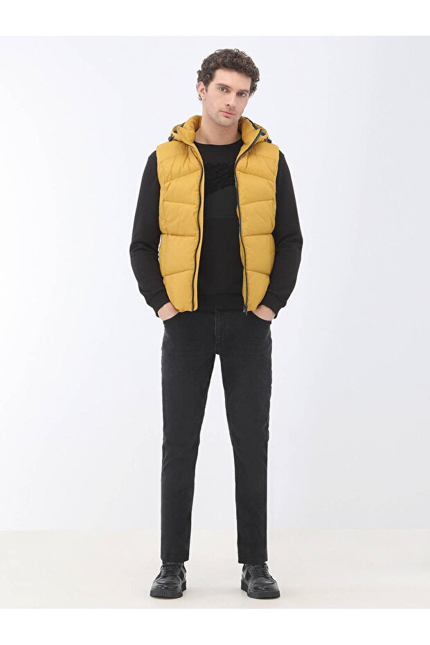 Sarı Regular Fit Kapüşonlu Casual Dokuma Spor Yelek - 2
