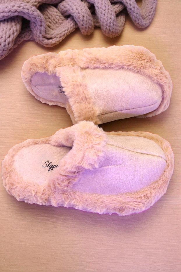 Women's New Season Plush Detailed House Slippers. No Sound Slippers.