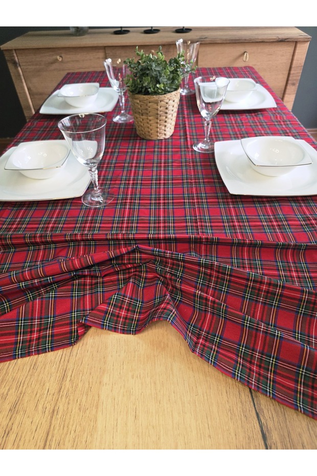 Plaid Tablecloth - 1