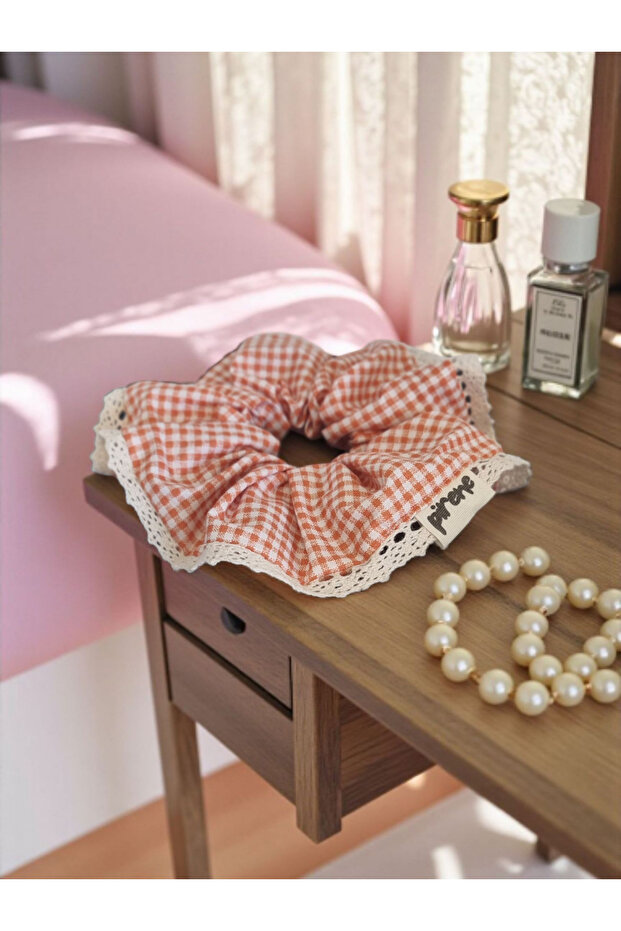 Country Bloom Medium Scrunchie - 1