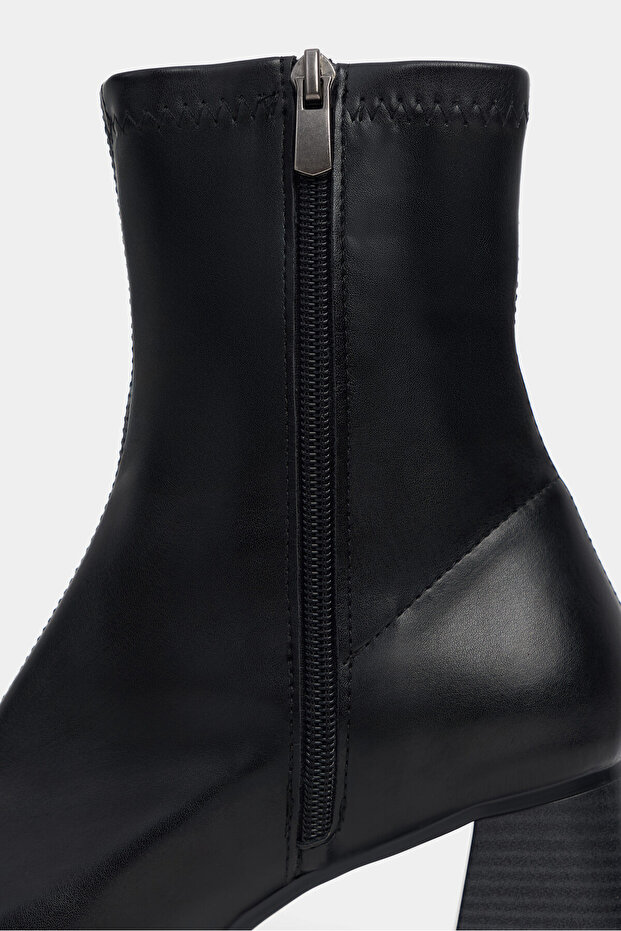 Sablex fekete matt cipzáras részlet, lapos orrú női sarkú sztreccs csizma - 6