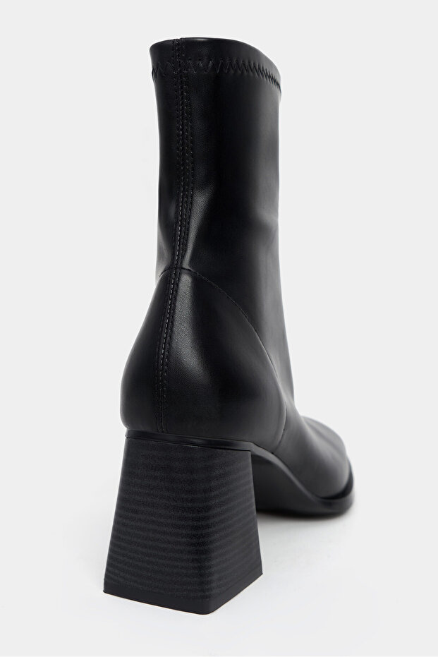 Sablex fekete matt cipzáras részlet, lapos orrú női sarkú sztreccs csizma - 8