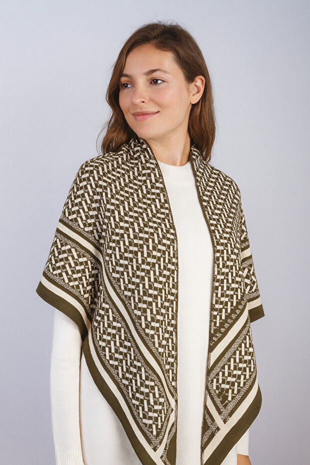 Desenli Triko Üçgen Şal - 2