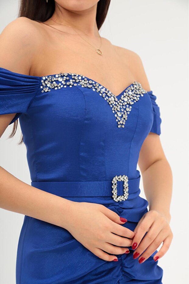 Straplez Yaka Taş İşlemeli Dekolteli Yırtmaçlı Uzun Abiye Elbise / Özel Davet Nişan Elbisesi - 4