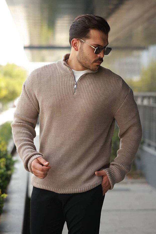 OVERSIZE SWEATER WITH SEMI ZIPPER