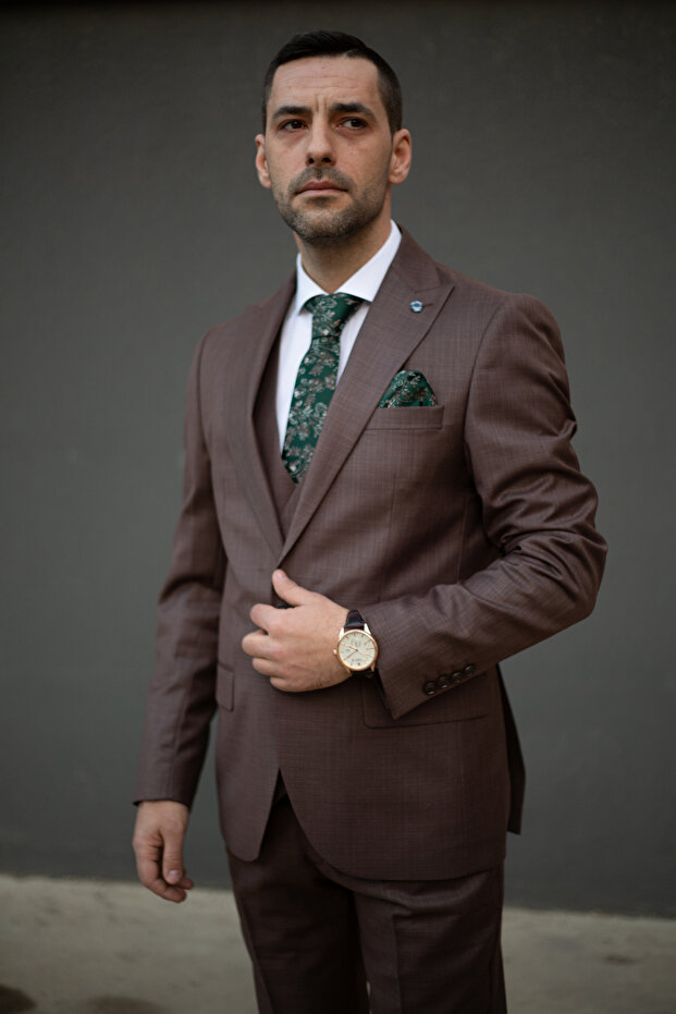 Ricardo Brown Suit - 1