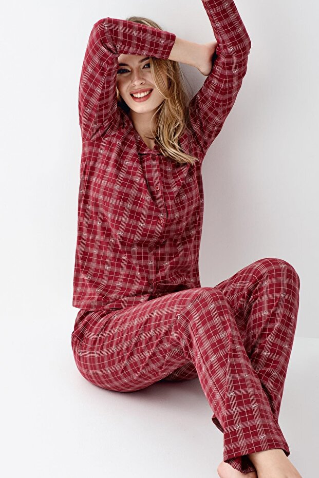Women's Shirt Collar Pigment Printed Winter Regular Fit Claret Red Shirt Pajama Set Ar3447-S-V1