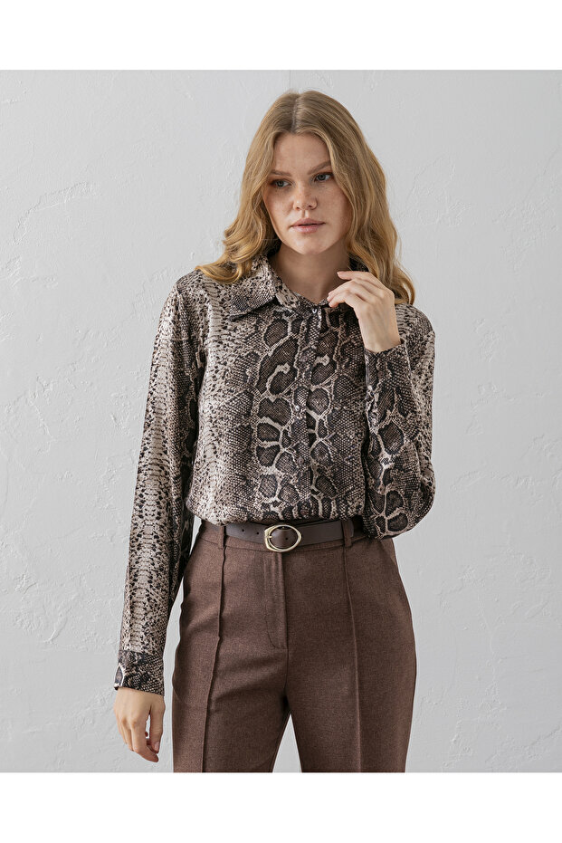 قميص بني منقوش - 6