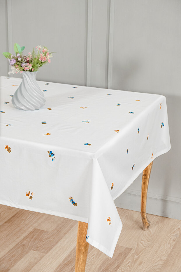 Liquid-Proof, Stain-Resistant, 100% Cotton Special Fabric Design, Floral Pattern Tablecloth 145X225