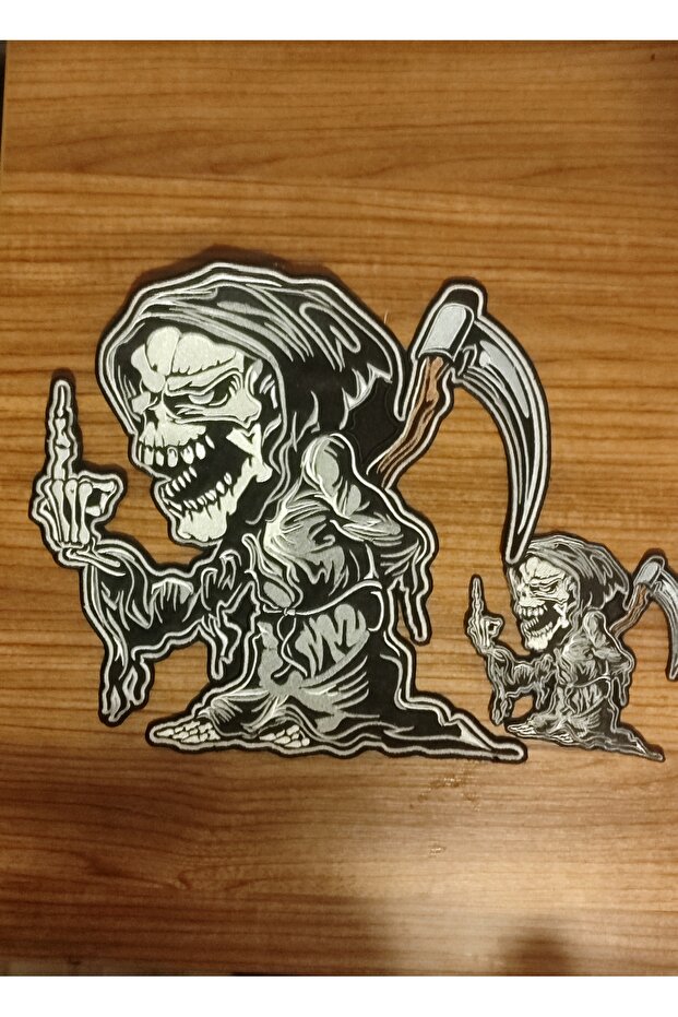 شارة ظهر وأمامية بتصميم الموتى السريع - 1