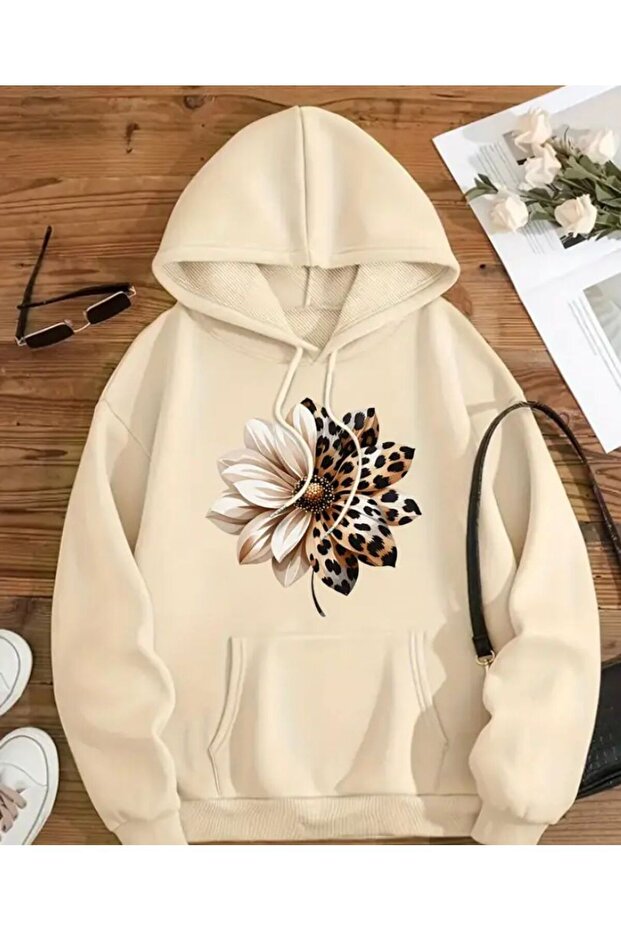 Leopard Patterned Hooded Sweatshirt with Floral Print Detail and Fleece Inside