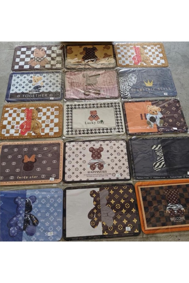Mixed Pattern Bath Mats, Each Order Will Be Shipped Differently.